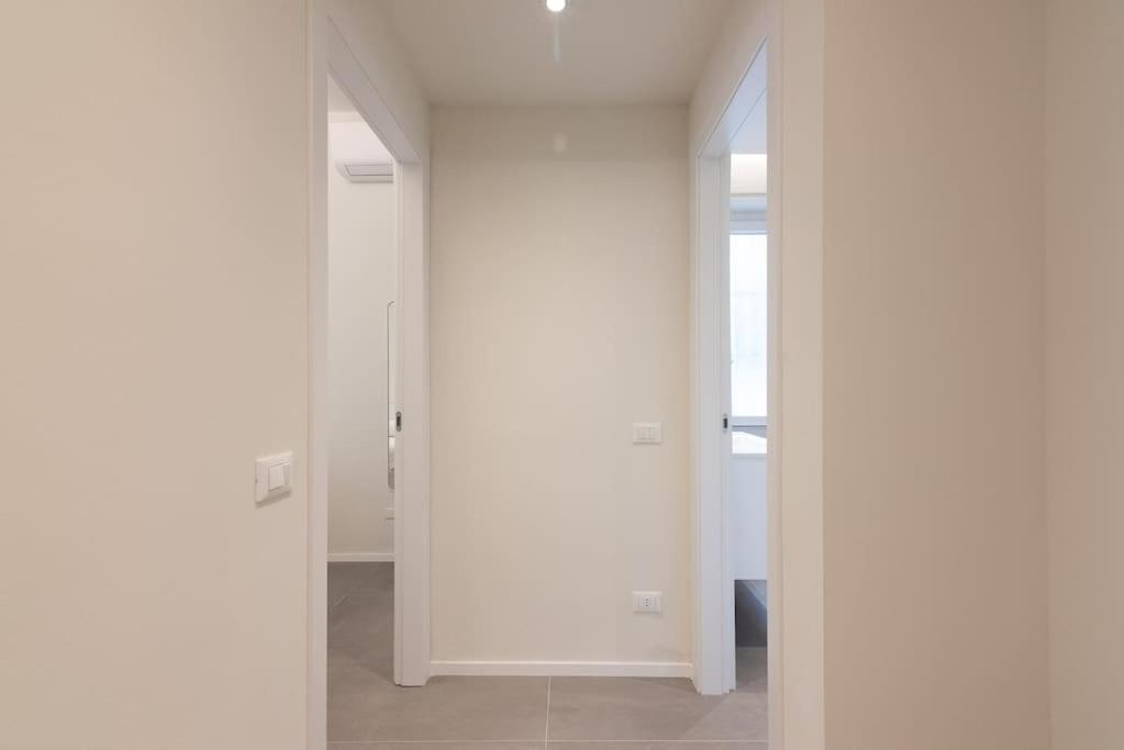 Appartamento Modern Ac, Wifi Next To 2 Metro Line Stations And Life Area Milano