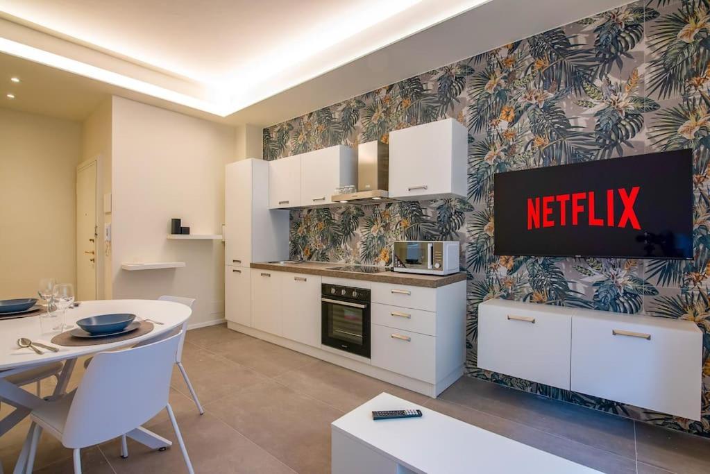 Apartment Modern Ac, Wifi Next To 2 Metro Line Stations And Life Area *